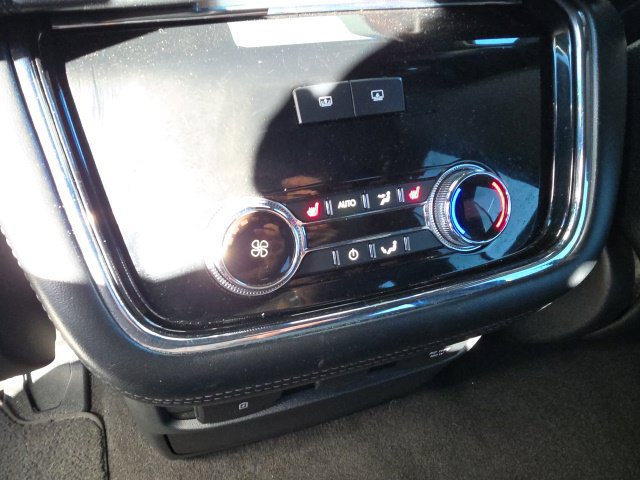 Used 2020 Lincoln Navigator Reserve AWD/4WD image 12