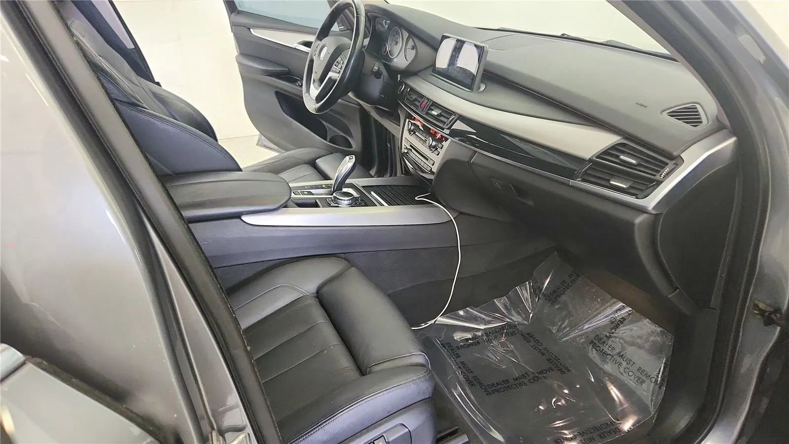 Used 2016 BMW X5 xDrive50i AWD/4WD image 36