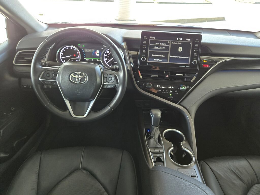 Used 2024 Toyota Camry XLE w/ Cold Weather Package FWD image 11