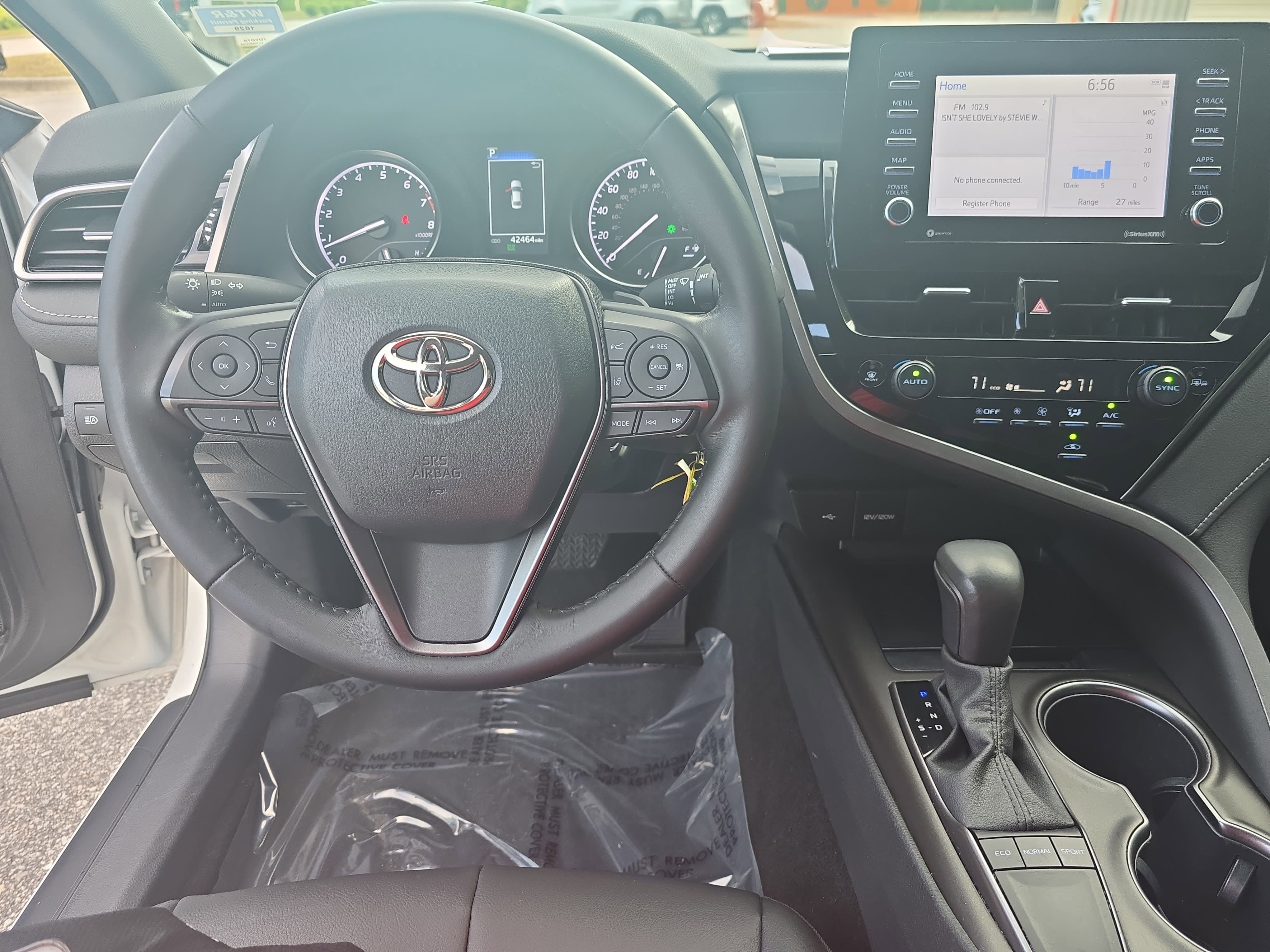 Used 2023 Toyota Camry SE FWD image 16