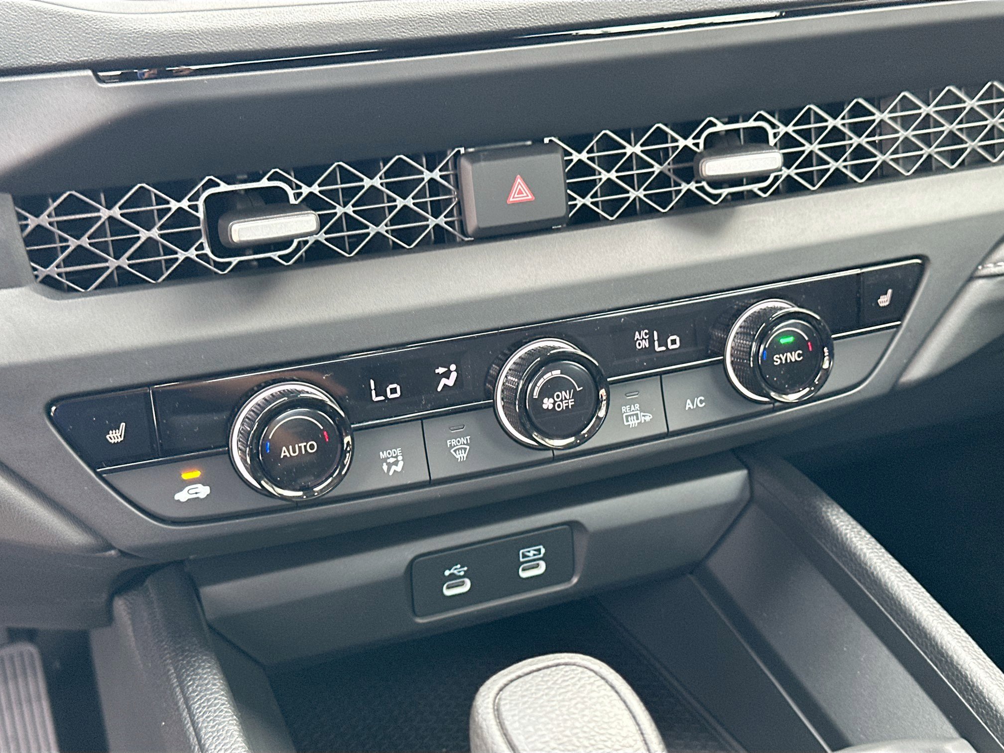 New 2025 Honda Accord SE image 12