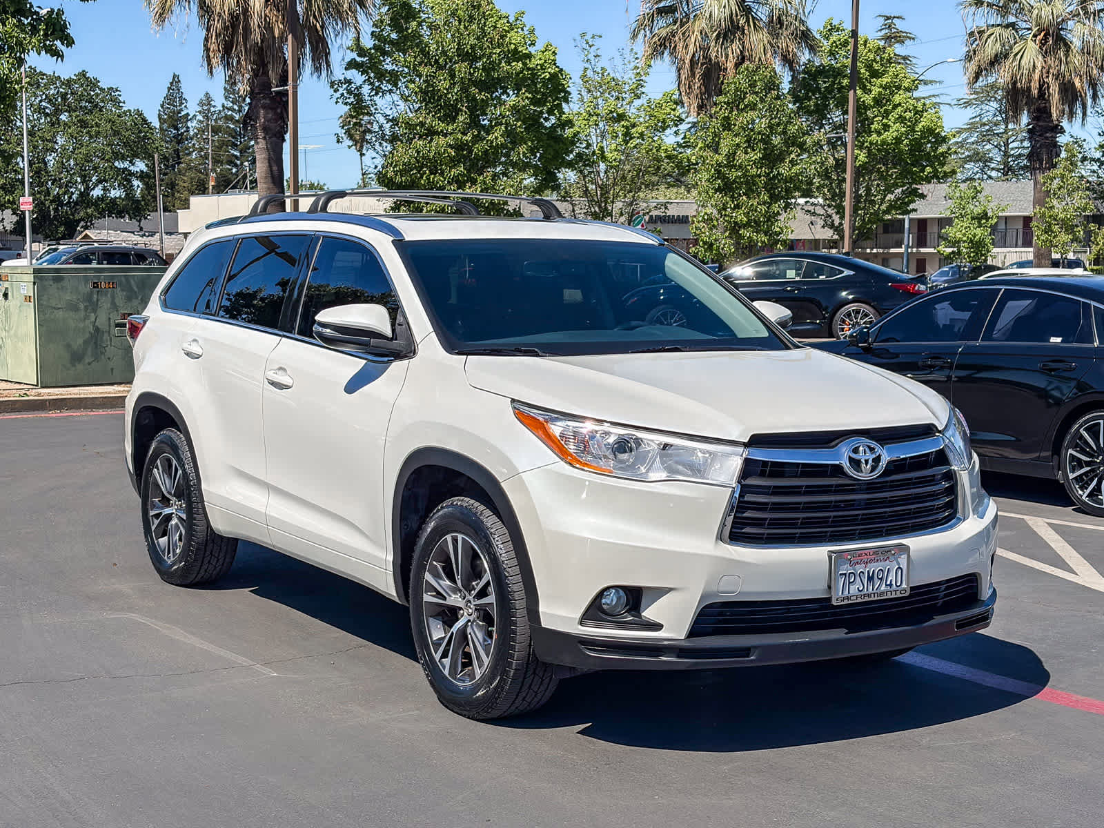 Used 2016 Toyota Highlander XLE image 5