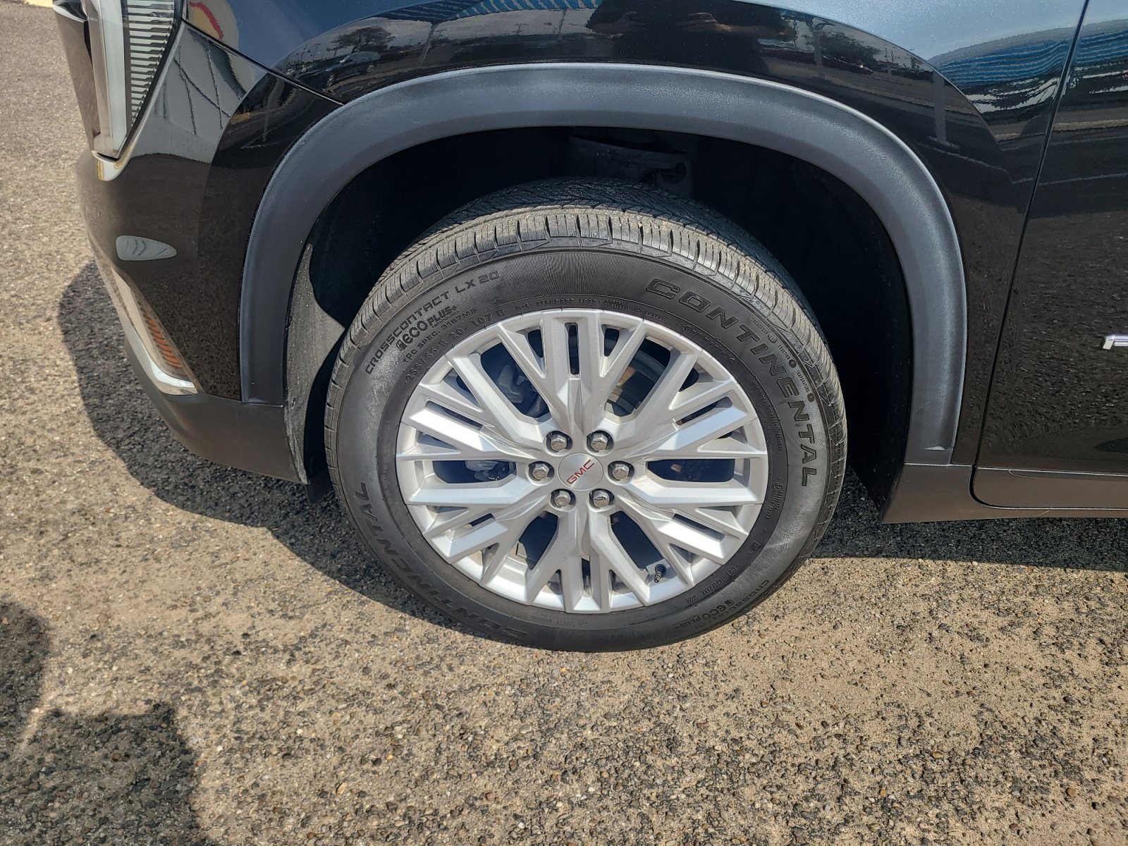 Used 2024 GMC Acadia Elevation FWD image 26