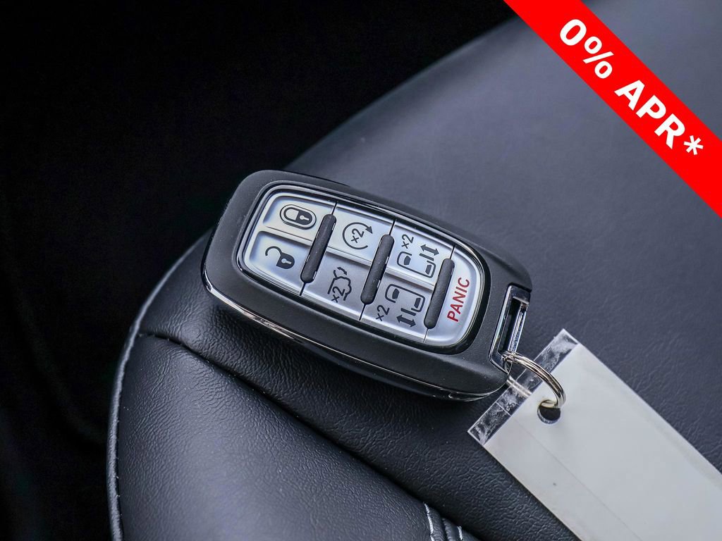 New 2026 Chrysler Pacifica Select image 28
