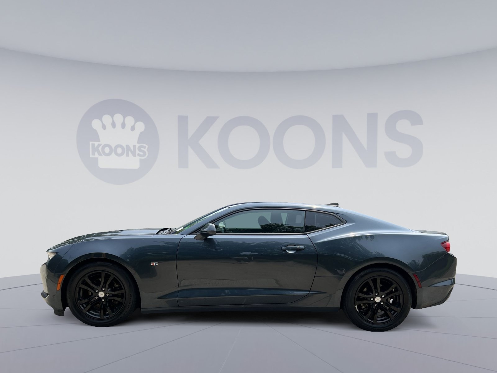 Used 2020 Chevrolet Camaro LS RWD image 2