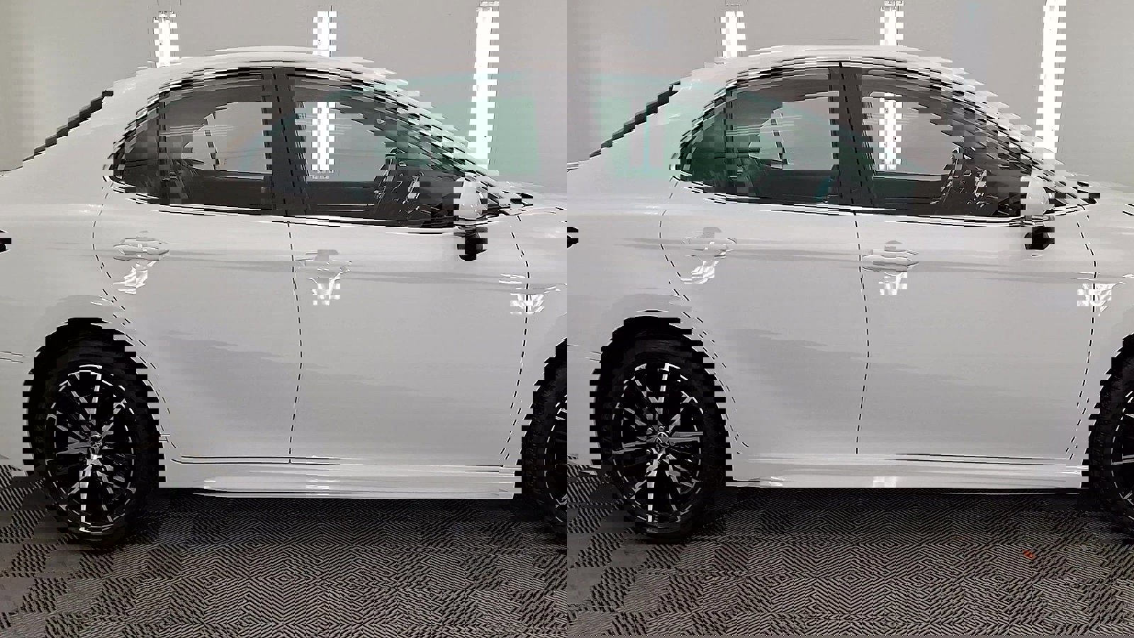 Certified 2024 Toyota Camry SE w/ Cold Weather Package image 5