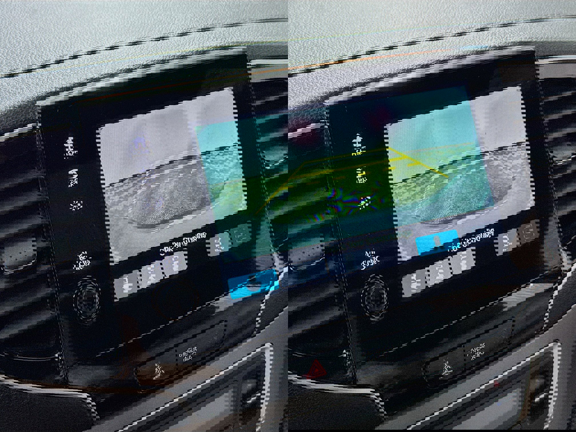 Used 2022 Honda Passport EX-L image 3