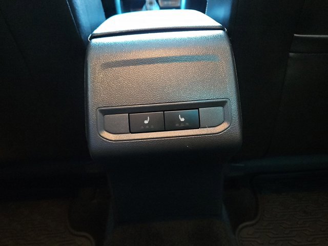 Used 2022 Volkswagen Jetta SEL image 17