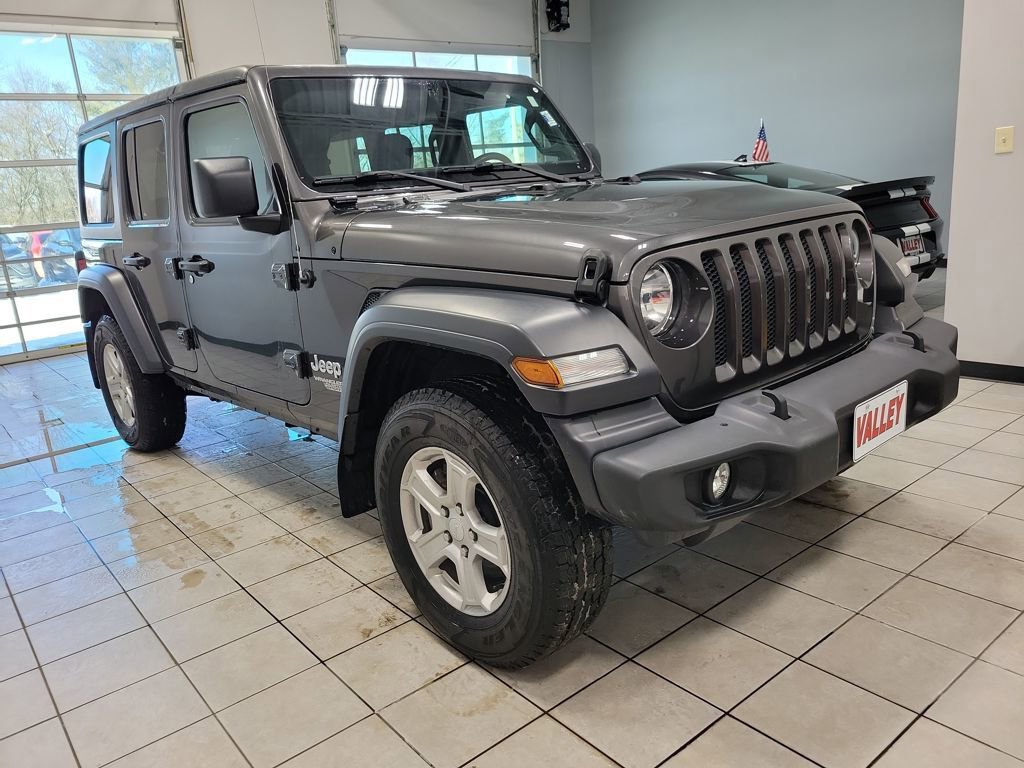 Used 2021 Jeep Wrangler Unlimited Sport video 4