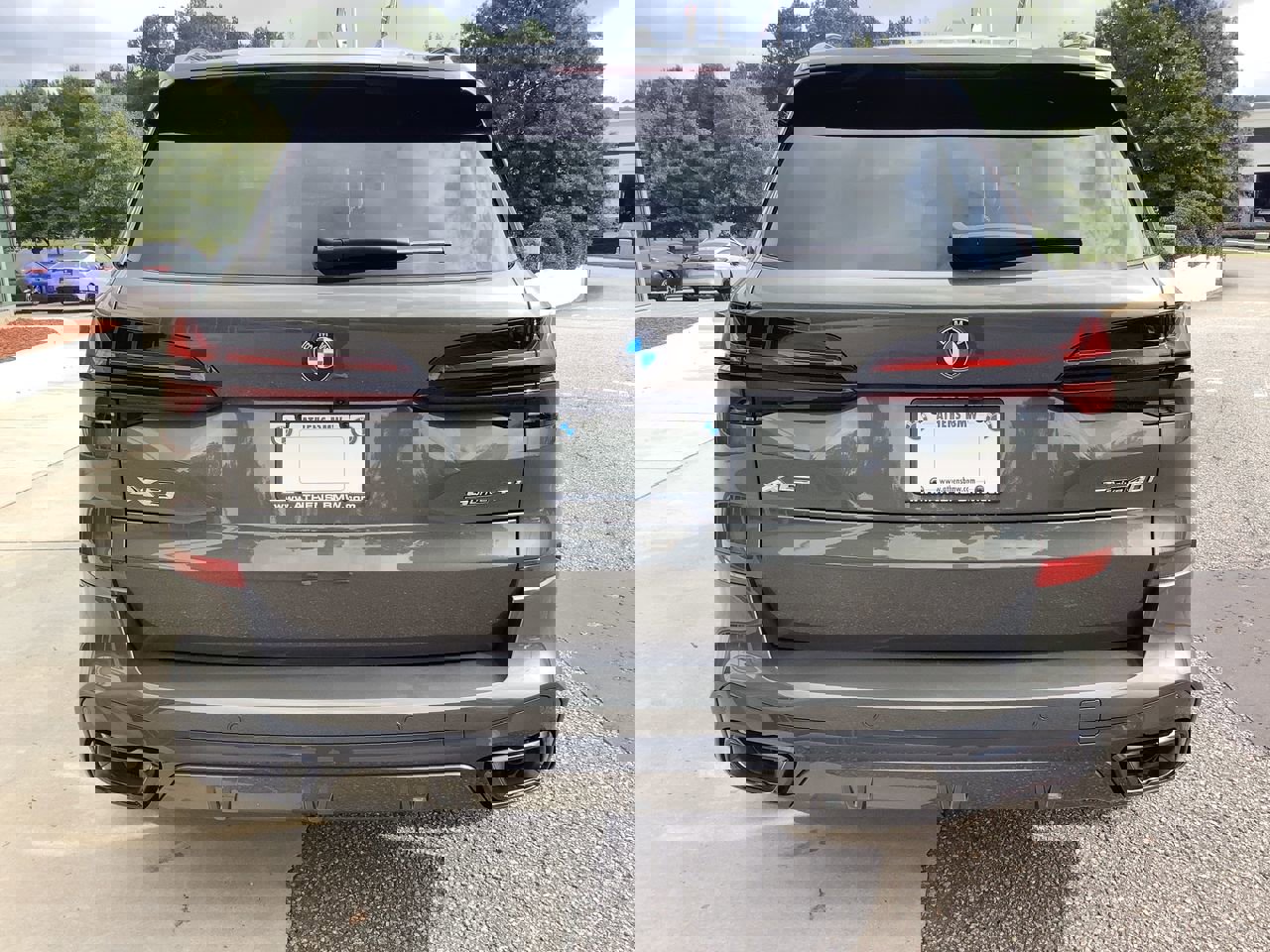 New 2026 BMW X5 sDrive40i w/ M Sport Package image 7