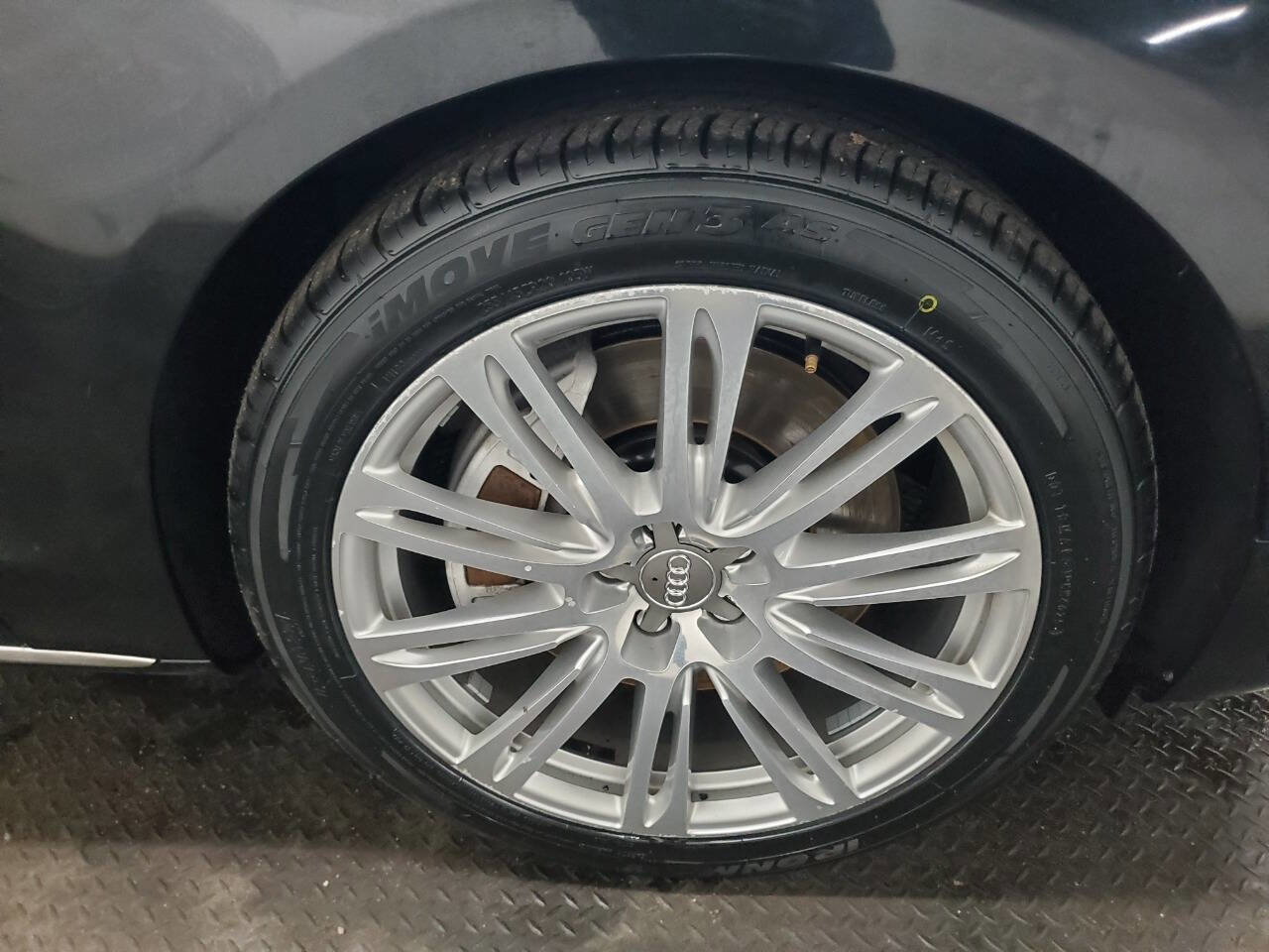 Used 2015 Audi A8 L 4.0T w/ Premium Package image 20