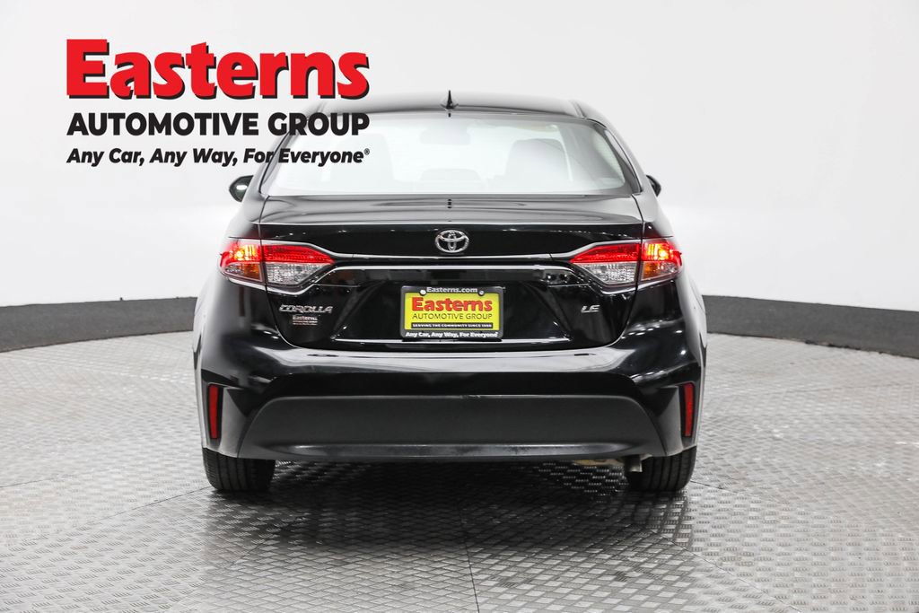 Used 2023 Toyota Corolla LE image 6