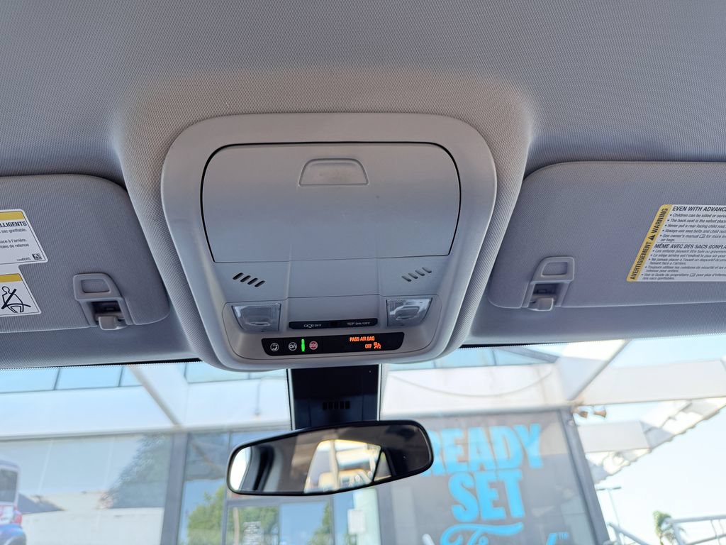 Used 2020 Chevrolet Equinox LT FWD image 20