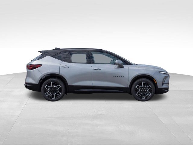 New 2026 Chevrolet Blazer RS w/ Driver Confidence II Package AWD/4WD image 3