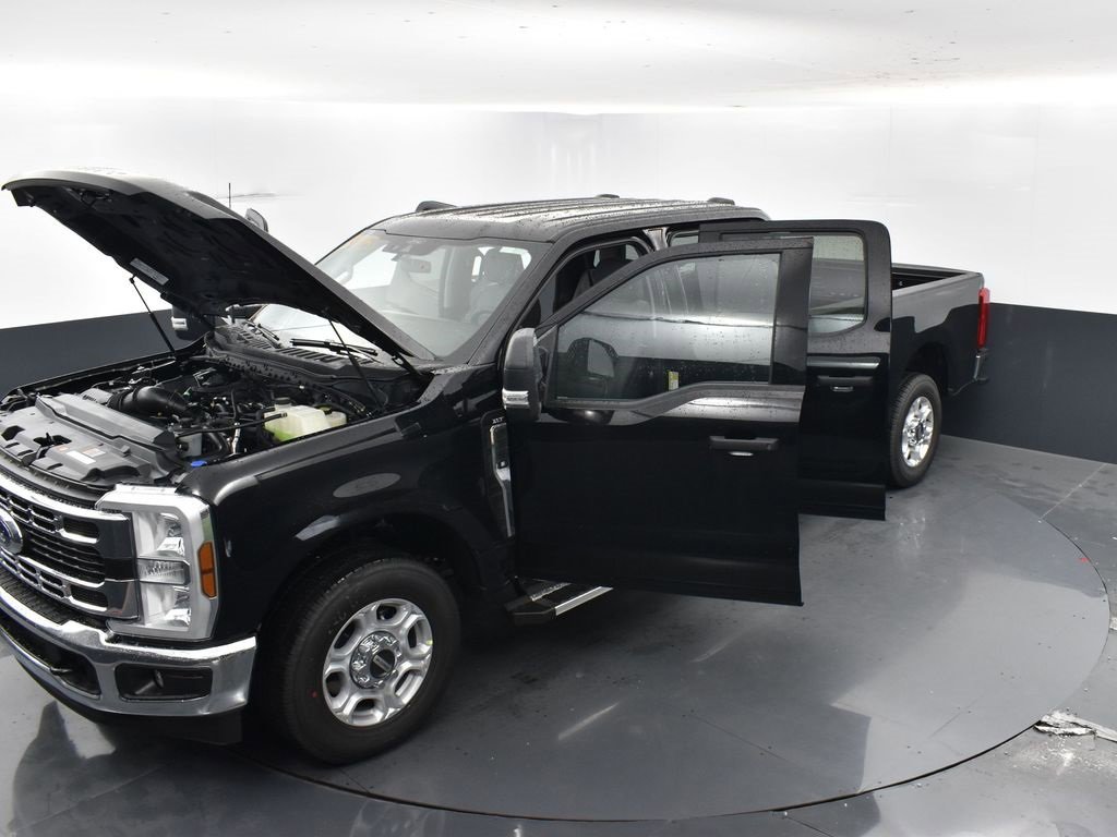 New 2026 Ford F250 XLT image 39