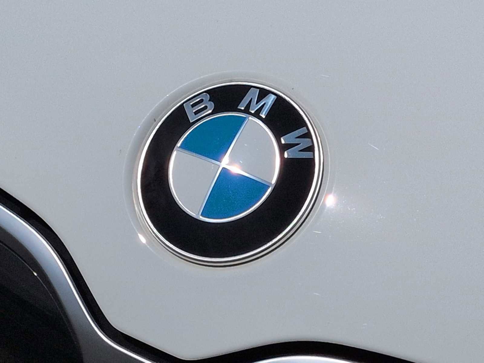 Used 2025 BMW X1 xDrive28i w/ Technology Package AWD/4WD image 12