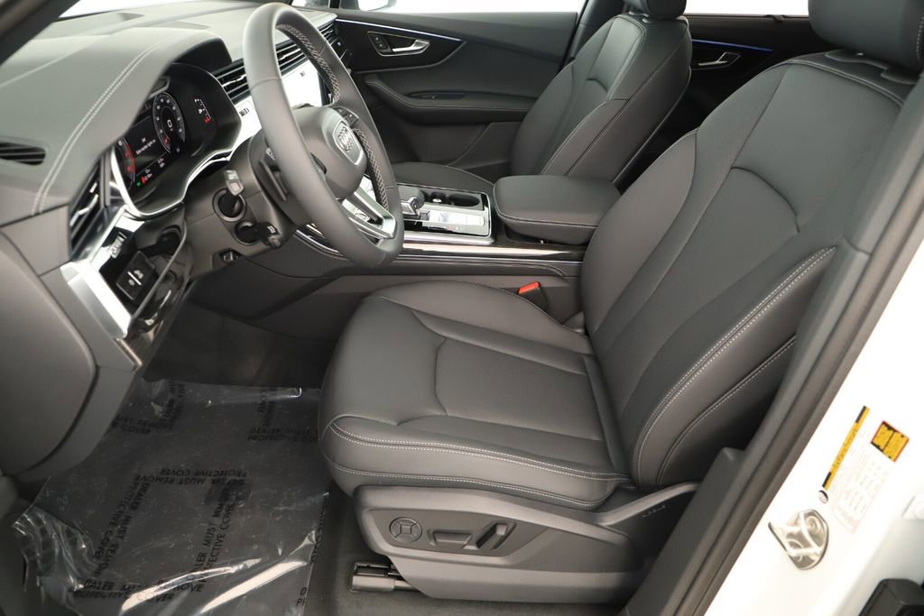 New 2025 Audi Q7 3.0T Premium Plus AWD/4WD image 24