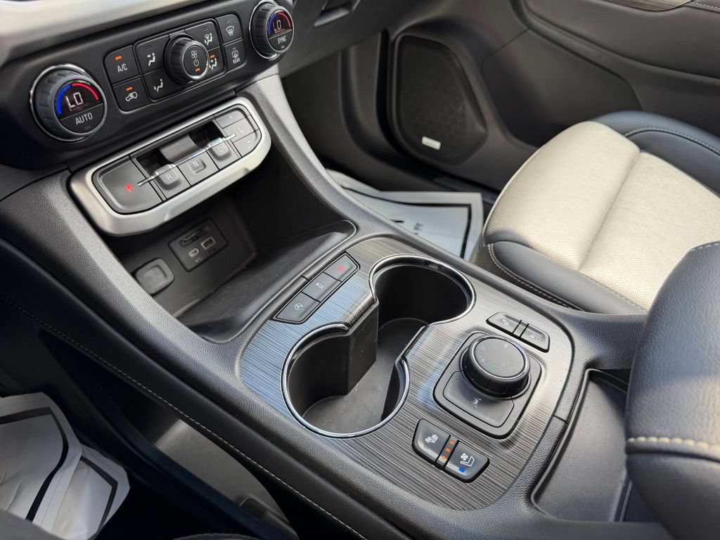 Certified 2023 GMC Acadia SLT w/ Elevation Edition FWD image 35