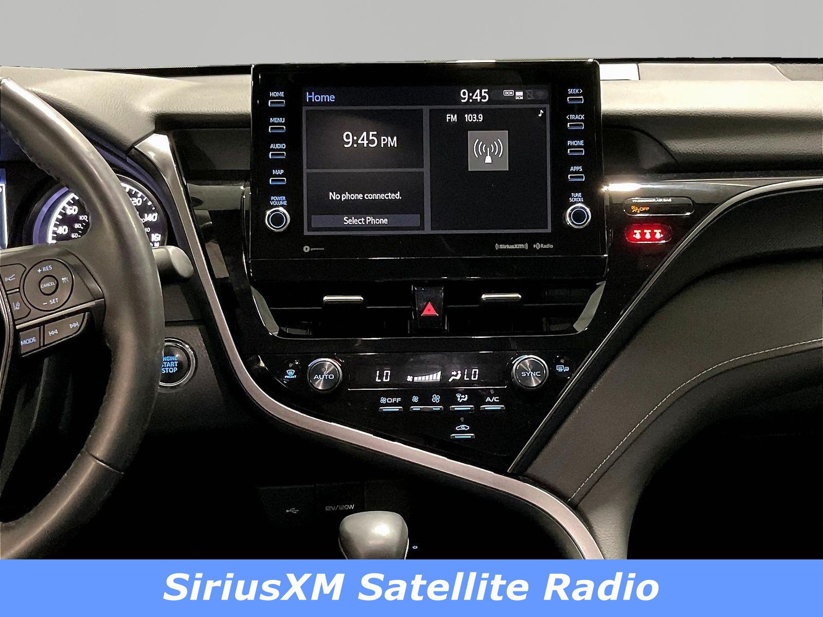 Used 2023 Toyota Camry SE w/ Cold Weather Package FWD image 9