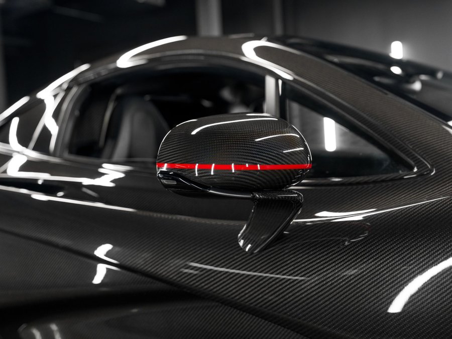 Used 2012 McLaren P1 RWD image 23