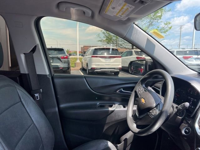 Used 2018 Chevrolet Equinox LT FWD image 12