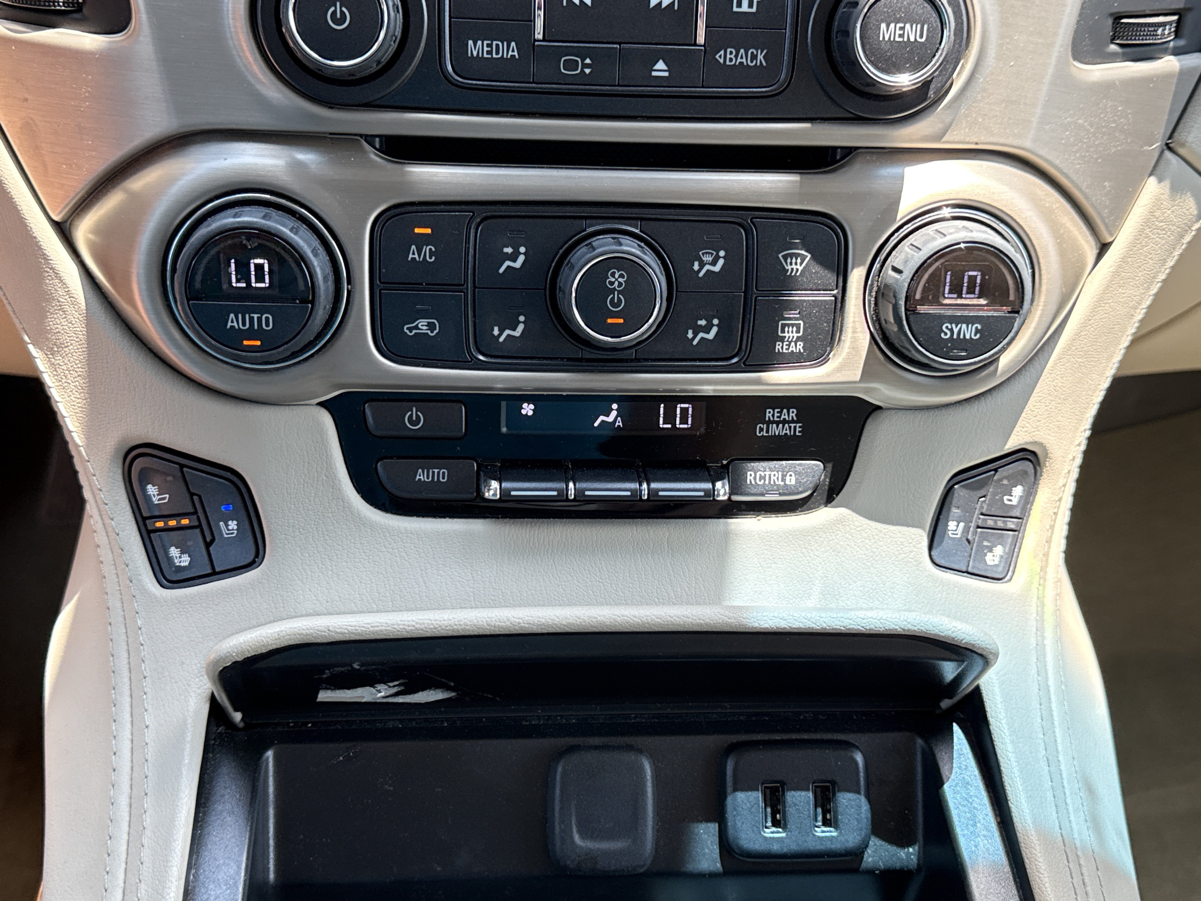 Used 2017 GMC Yukon Denali w/ Open Road Package RWD image 25