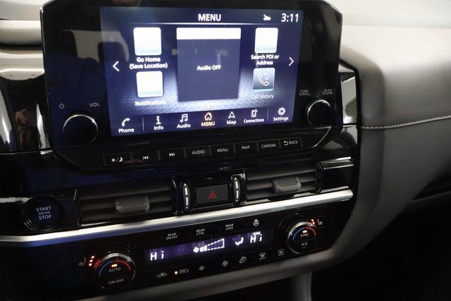 New 2025 Nissan Pathfinder SL image 18