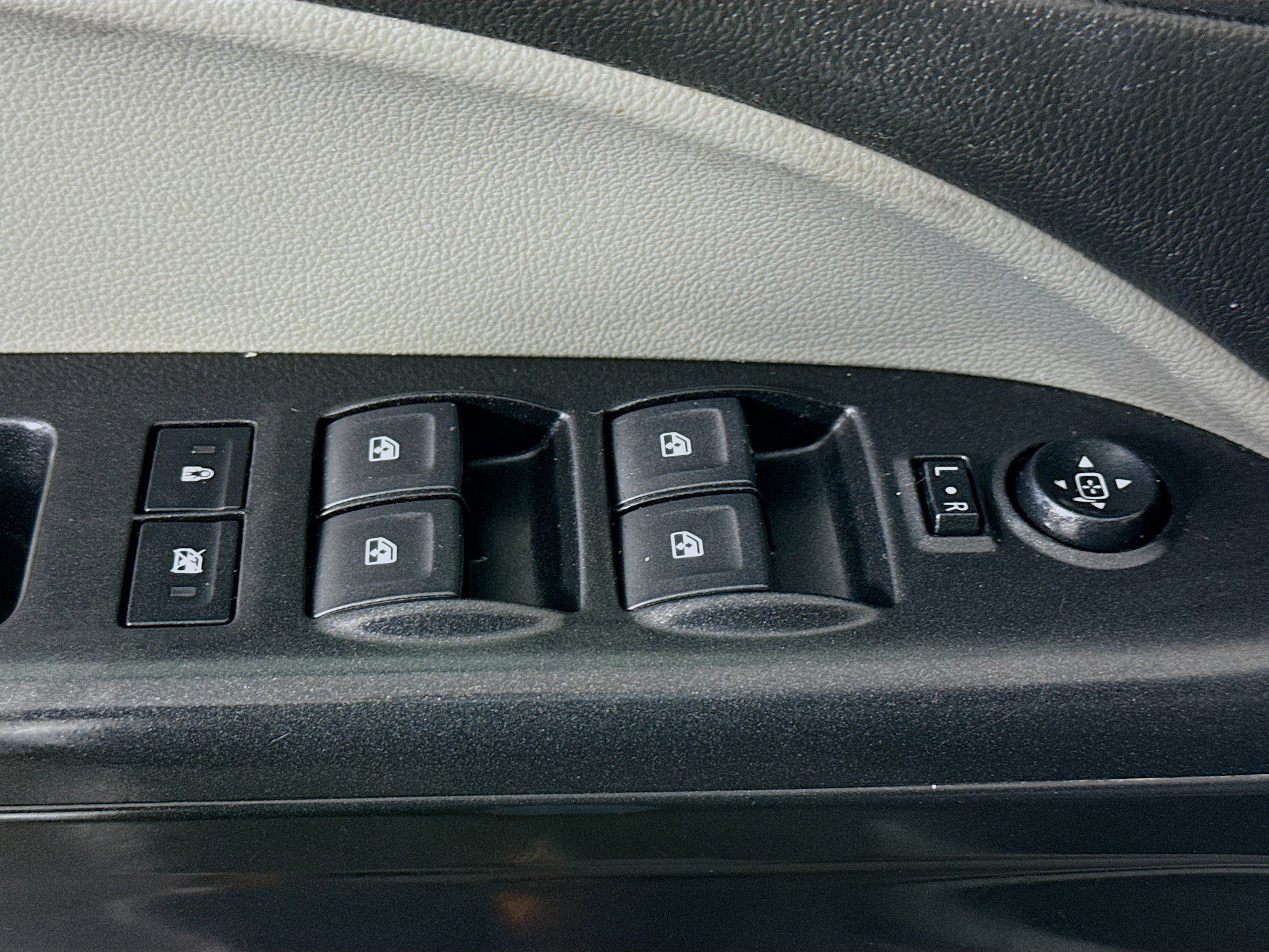 Used 2022 Chevrolet Colorado W/T w/ WT Convenience Package image 22