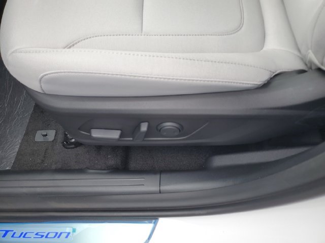 New 2026 Hyundai Tucson SEL AWD/4WD image 18