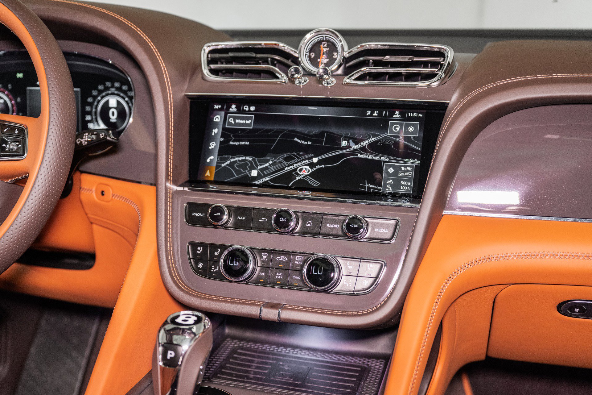 New 2025 Bentley Bentayga image 37