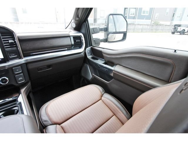 New 2026 Ford F250 King Ranch w/ Chrome Package AWD/4WD image 9