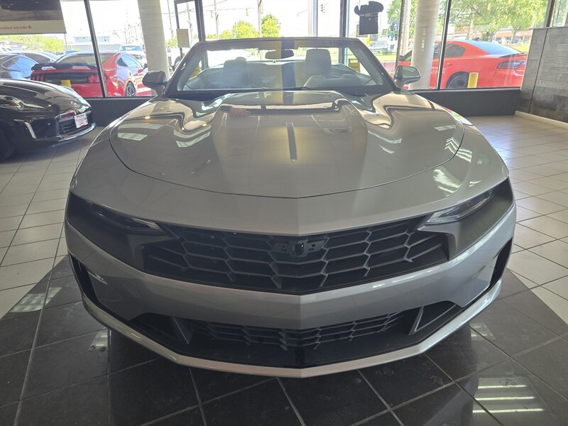 Used 2023 Chevrolet Camaro LT RWD image 2