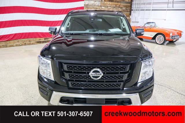 Used 2020 Nissan Titan SV w/ SV Convenience Package AWD/4WD image 3