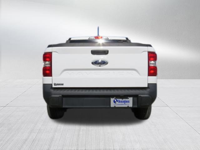 Used 2022 Ford Maverick XL image 4