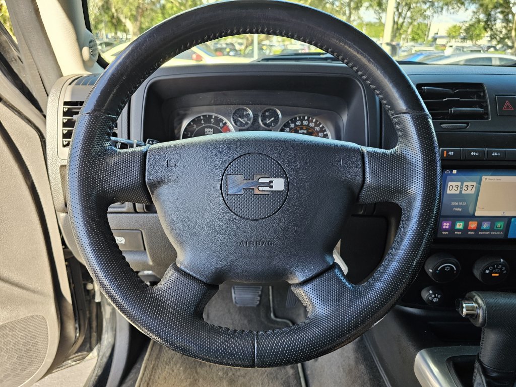 Used 2010 HUMMER H3 Luxury AWD/4WD image 22