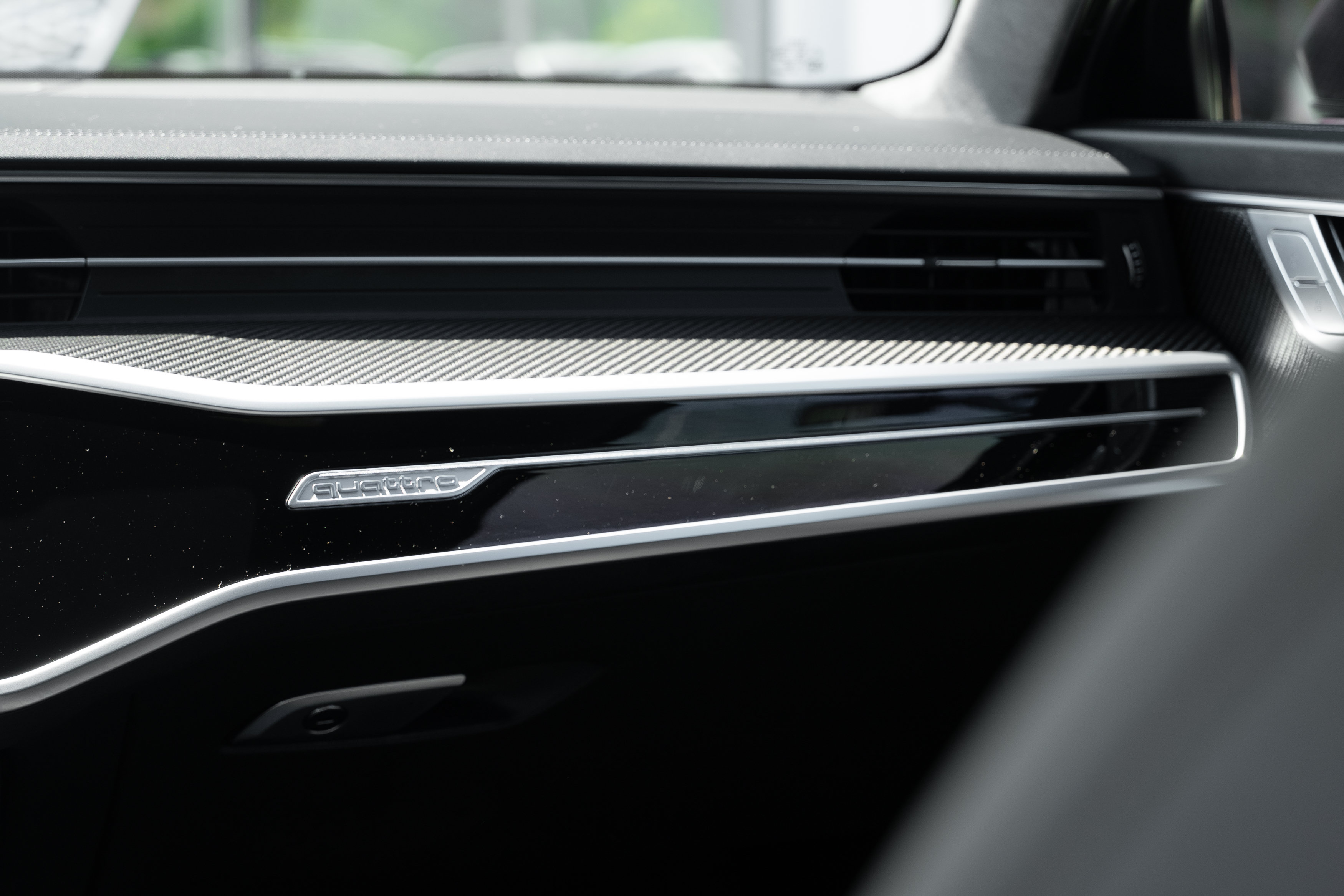 Certified 2025 Audi RS 6 performance AWD/4WD image 20