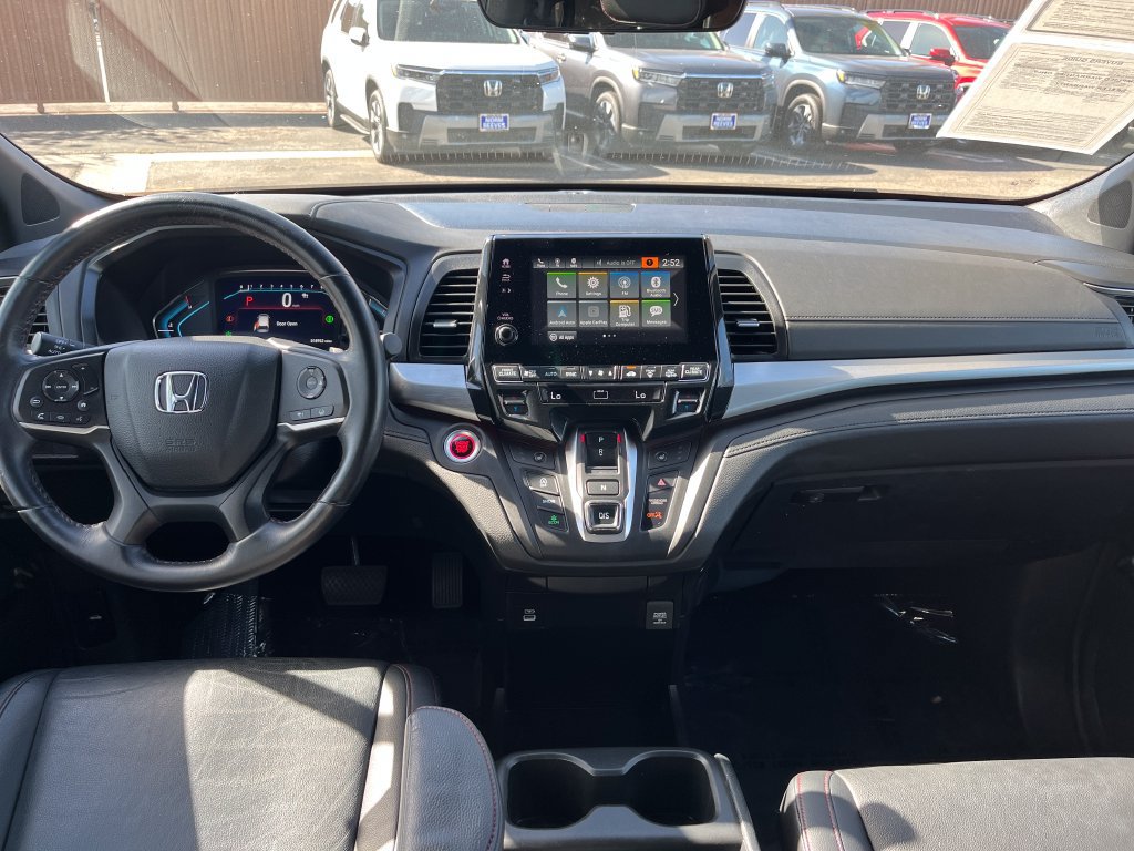 Used 2024 Honda Odyssey Sport image 12