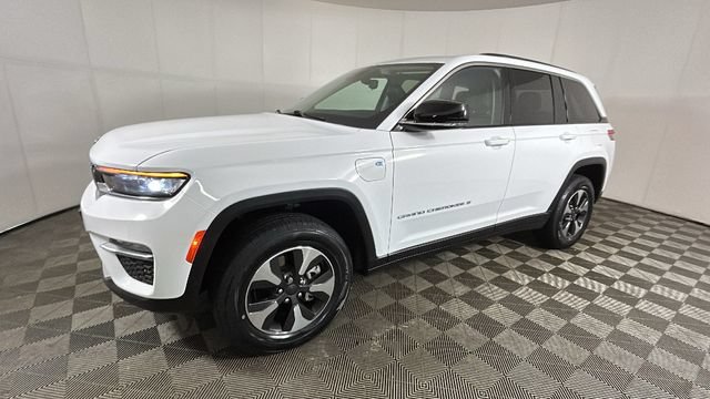 Used 2023 Jeep Grand Cherokee 4WD 4xe image 6