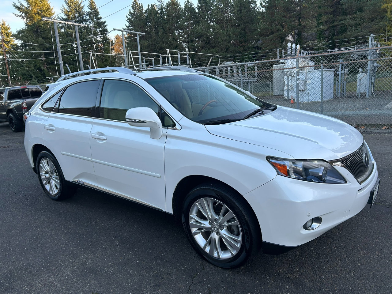 Used 2011 Lexus RX 450h AWD image 3