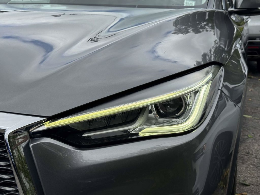 Used 2019 INFINITI QX50 Luxe w/ Navigation Package AWD/4WD image 8