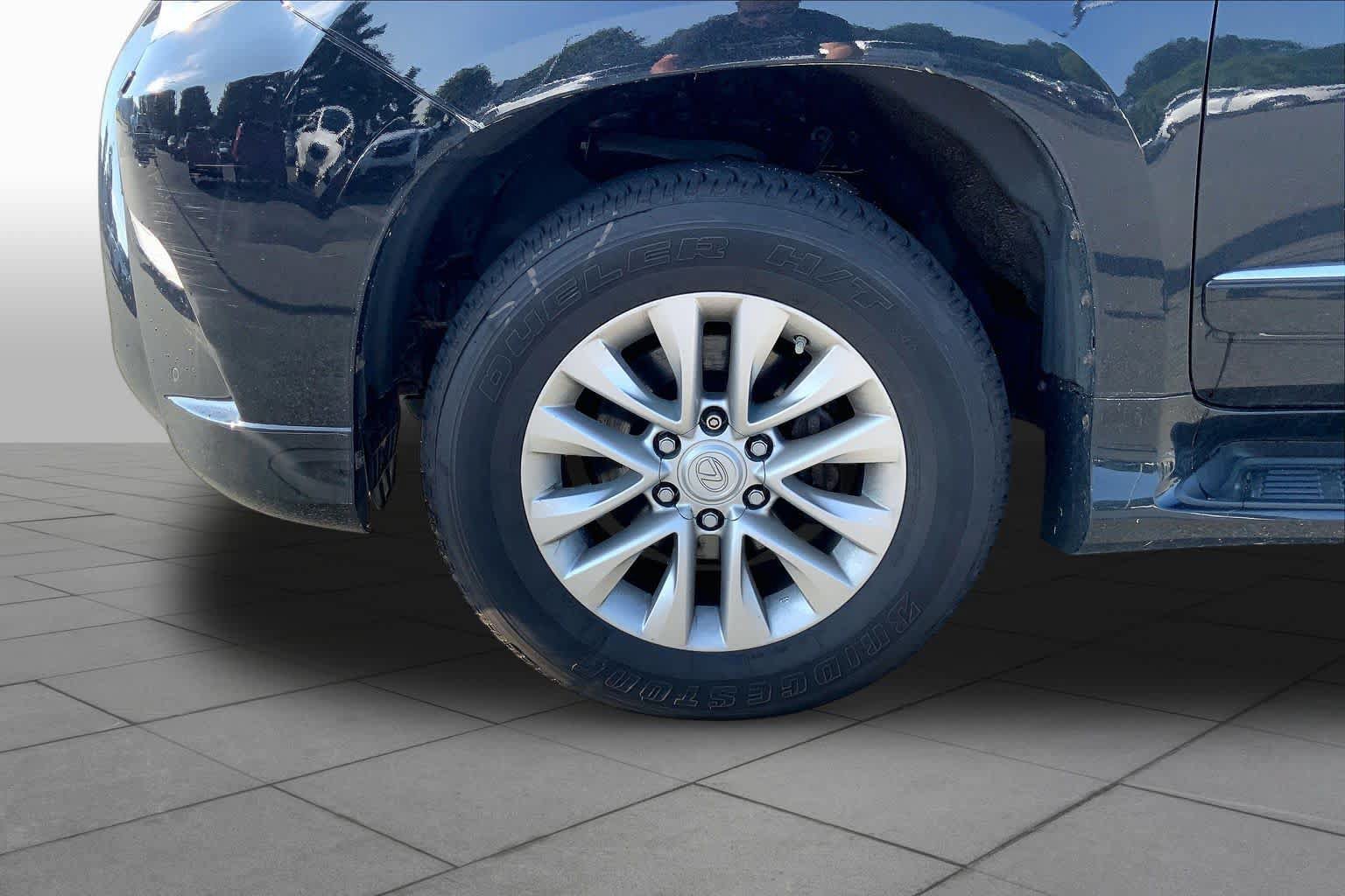 Used 2017 Lexus GX 460 Premium AWD/4WD image 11