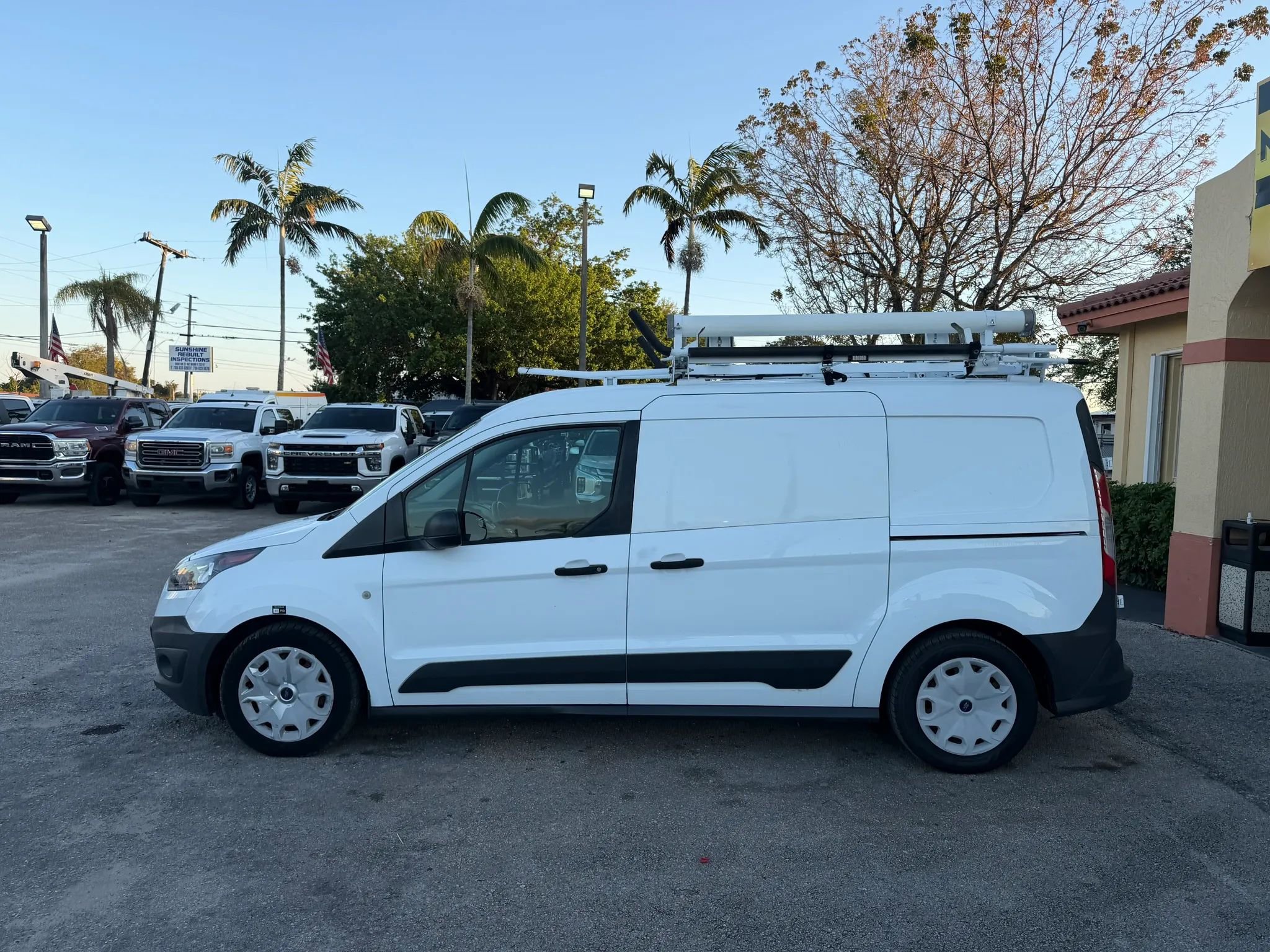 Used 2016 Ford Transit Connect XL image 3