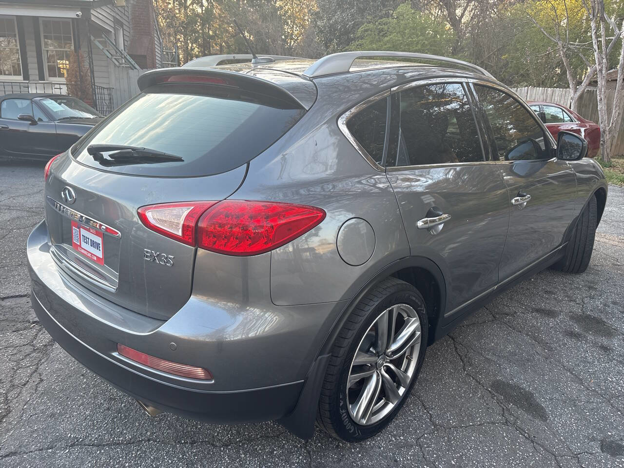 Used 2012 INFINITI EX35 Journey image 5