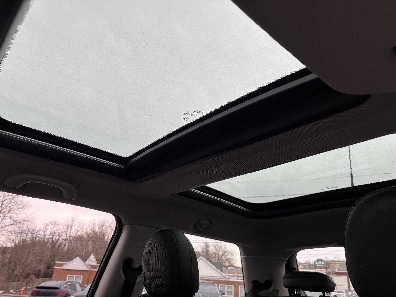 Used 2019 MINI Cooper S image 24