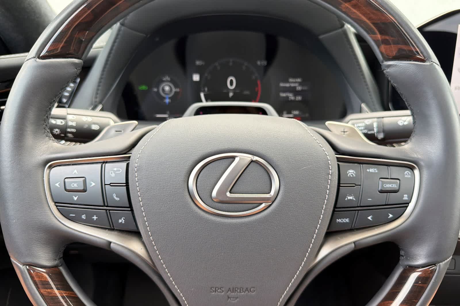 Certified 2024 Lexus LS 500 w/ Interior Upgrade Package RWD image 24