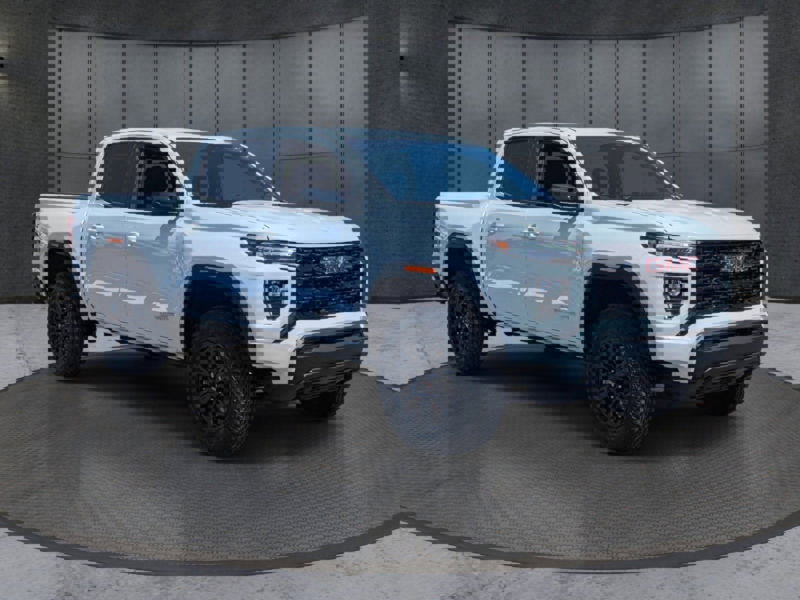 Used 2025 GMC Canyon Elevation image 8