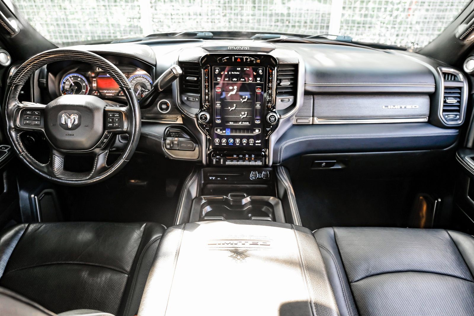Used 2019 RAM 3500 Limited image 12