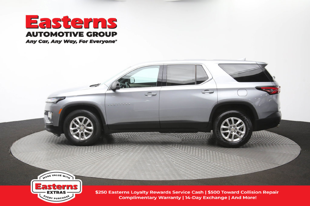 Used 2023 Chevrolet Traverse LS FWD image 60
