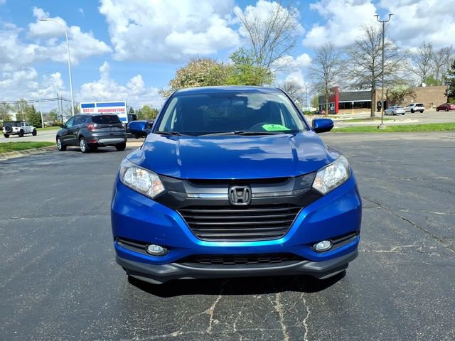 Used 2018 Honda HR-V EX image 2