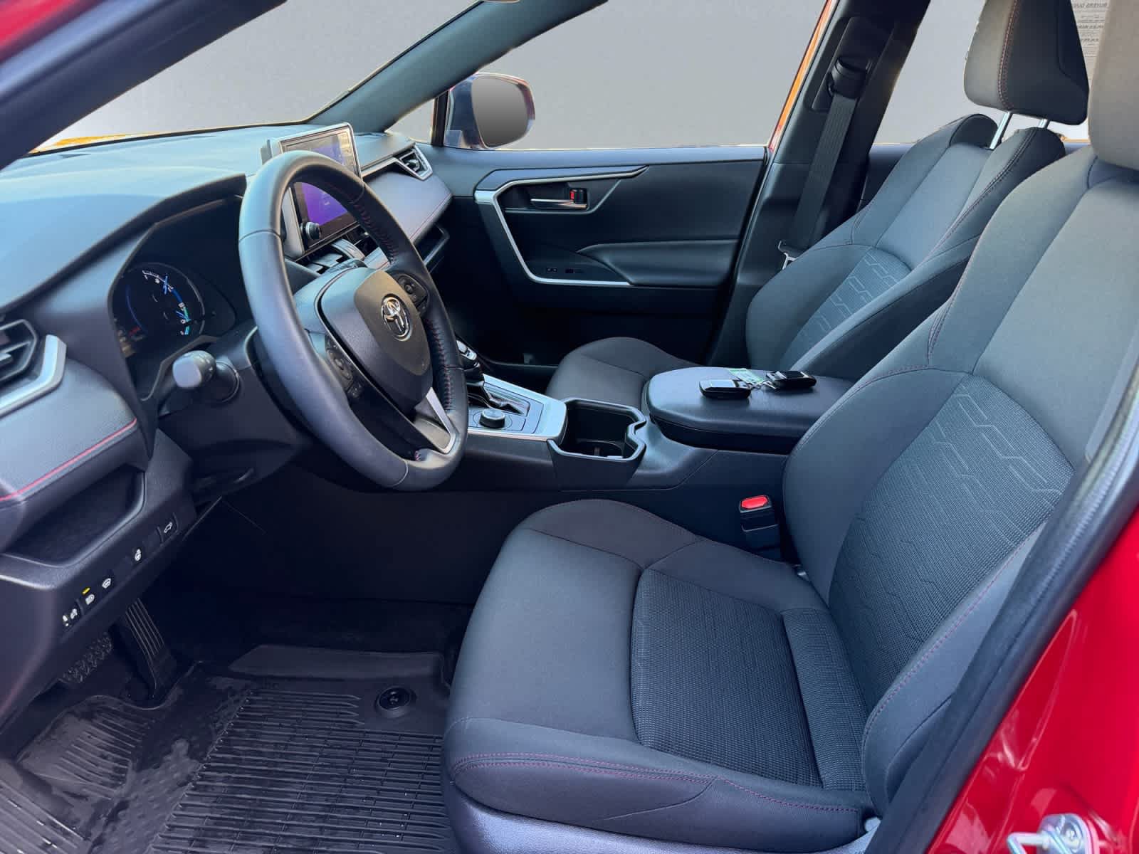Used 2024 Toyota RAV4 SE w/ Weather & Moonroof Package AWD/4WD image 7